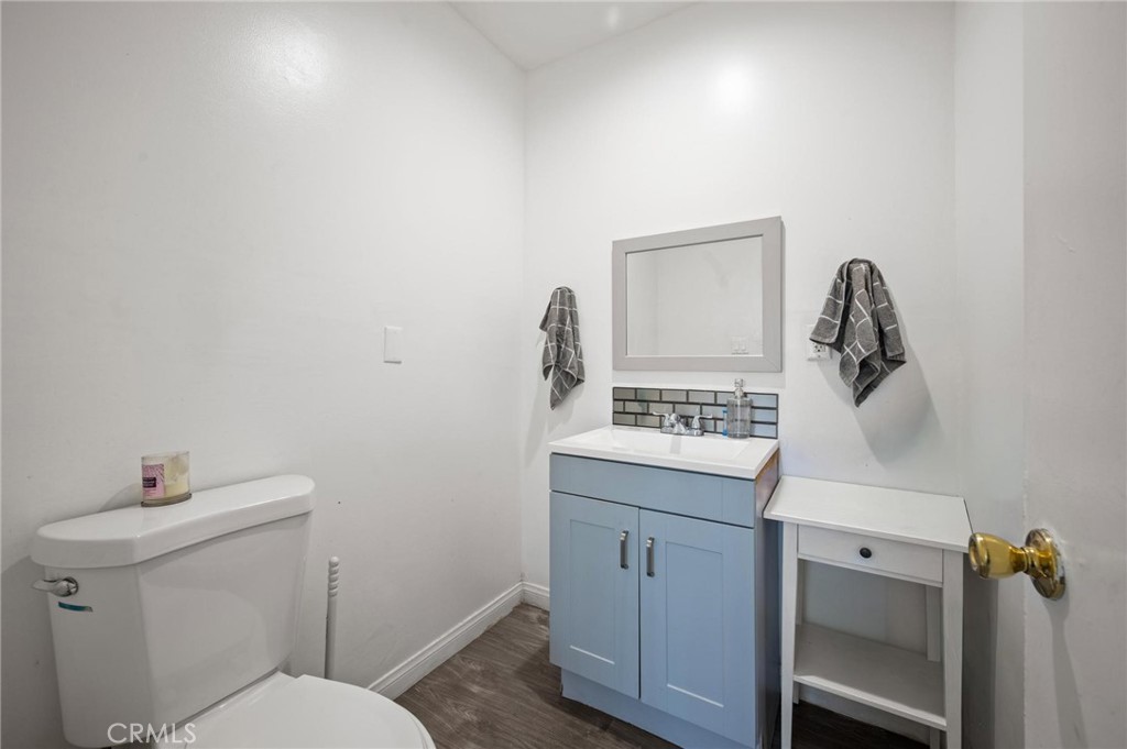 7723 Simpson Avenue Property Photo 10