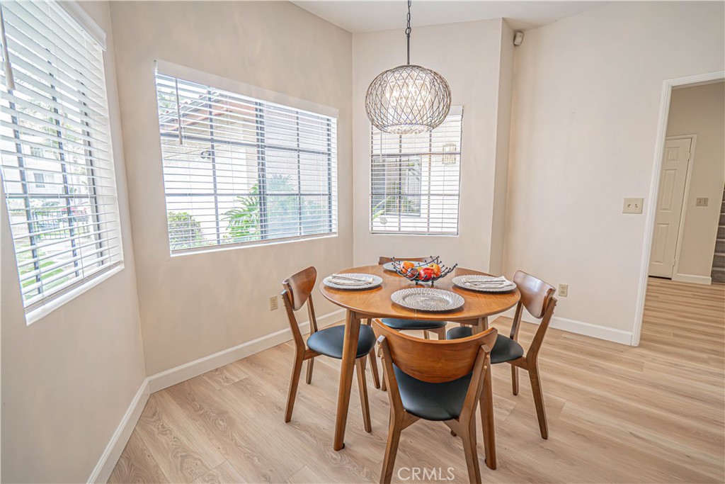 6527 Beachview Drive Property Photo 11