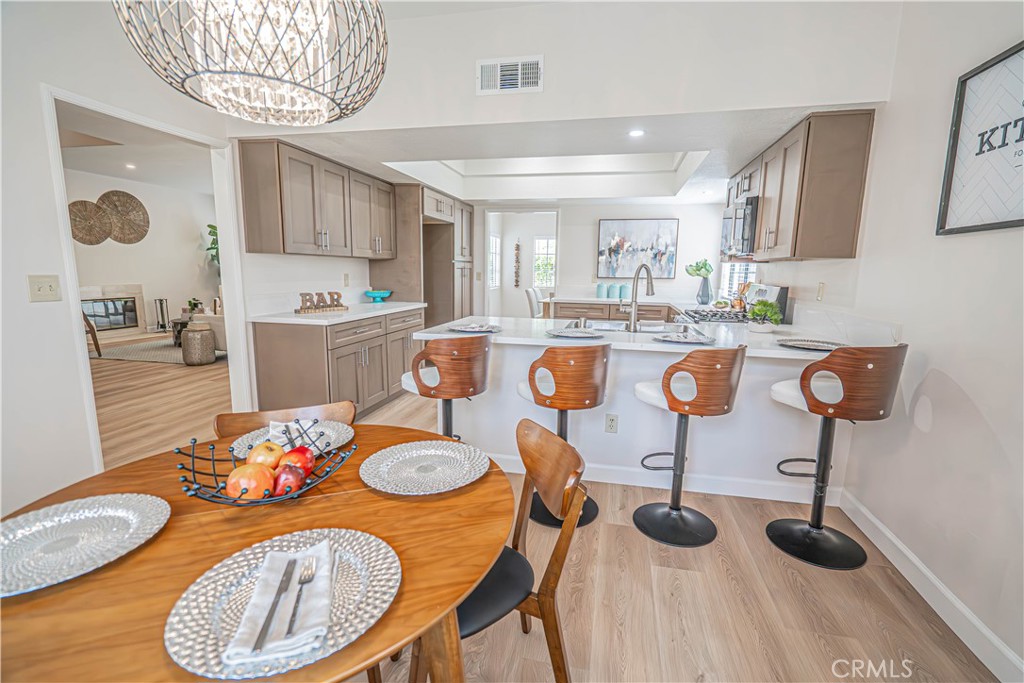 6527 Beachview Drive Property Photo 12