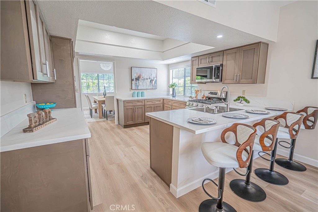 6527 Beachview Drive Property Photo 13