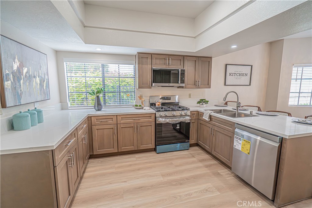 6527 Beachview Drive Property Photo 15