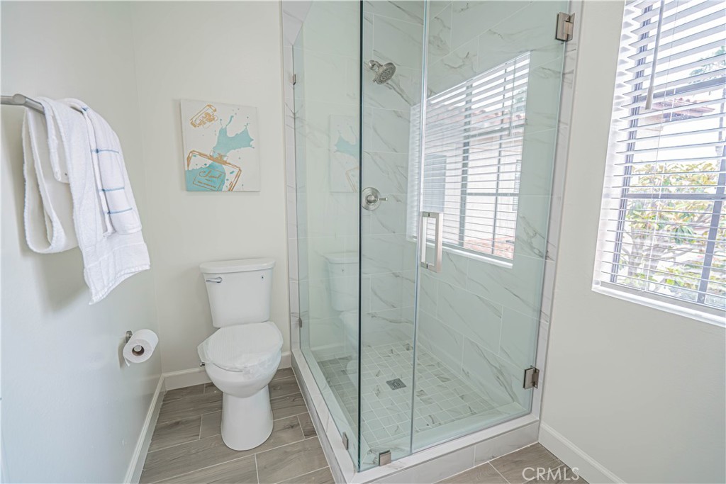 6527 Beachview Drive Property Photo 30