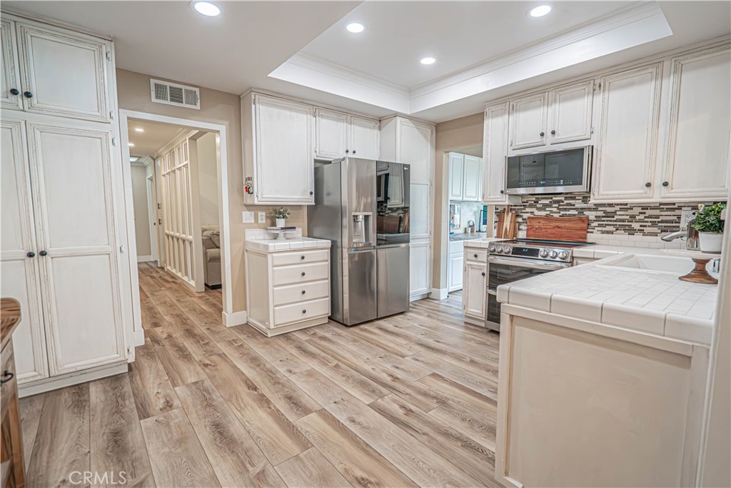 23429 Via Elisandra Property Photo 15