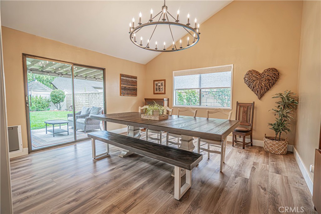 23429 Via Elisandra Property Photo 17