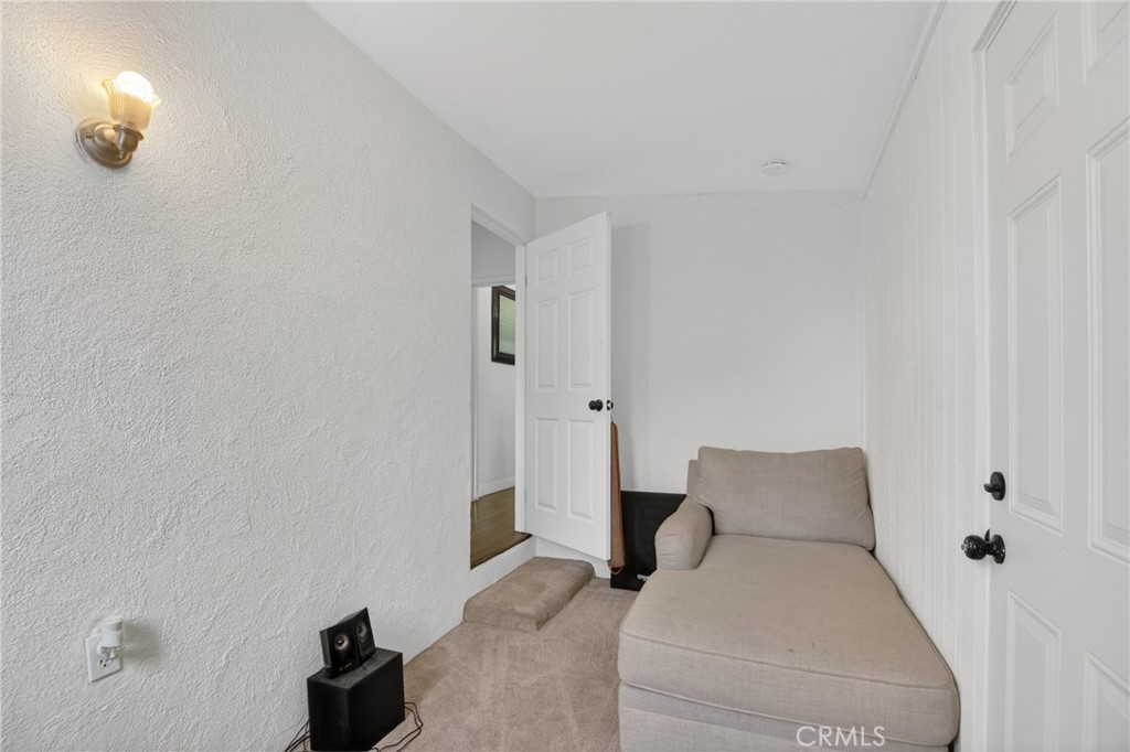 10831 Odell Avenue Property Photo 12