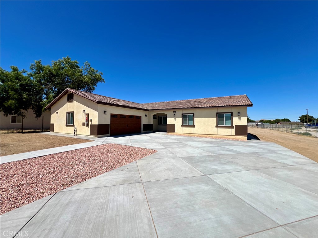 40719 171th Street Property Photo 4