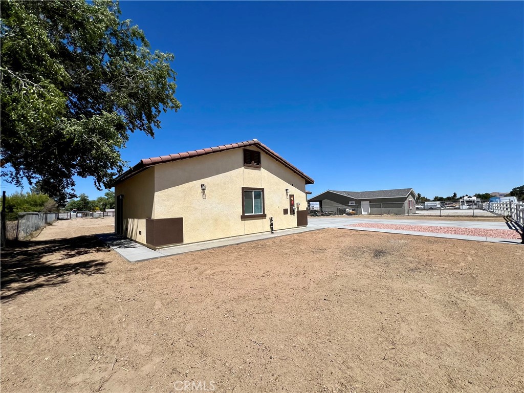 40719 171th Street Property Photo 7