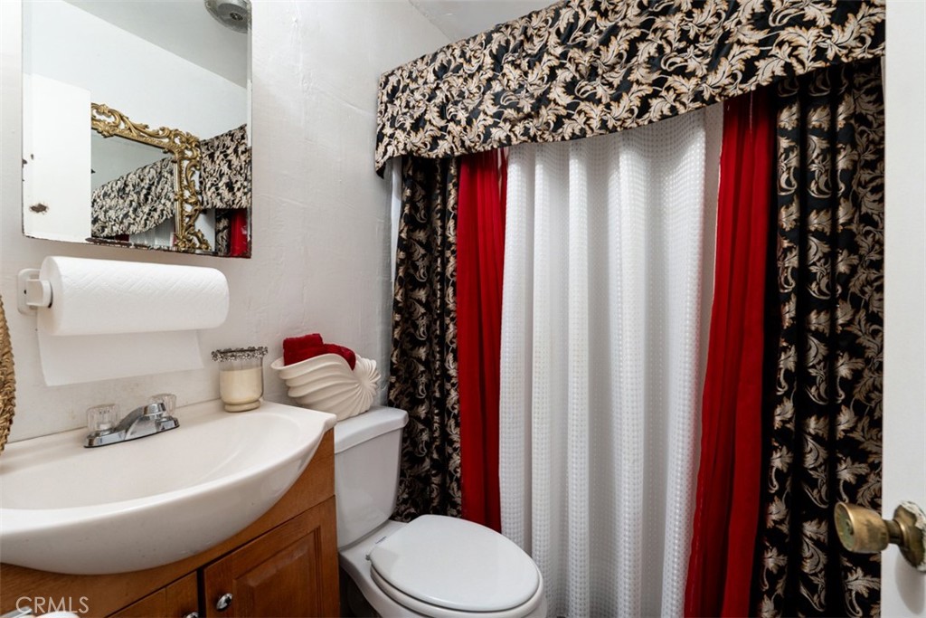 1683 S Longwood Property Photo 8