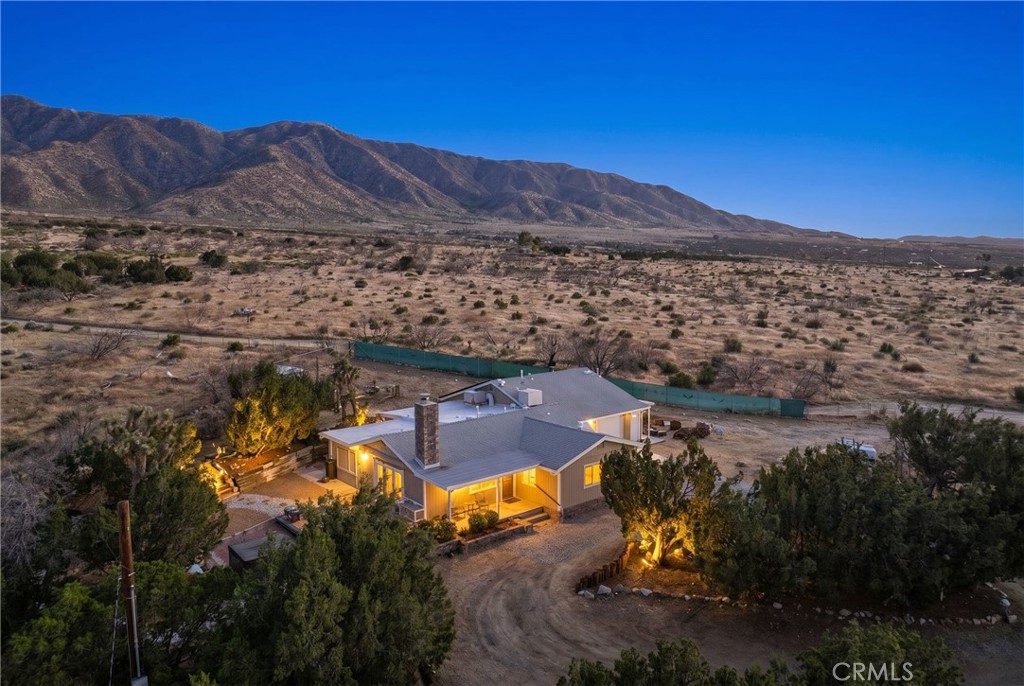 29125 Devils Punch Bowl Road Property Photo 1