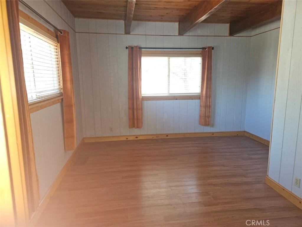 15325 Acacia Way Property Photo 14