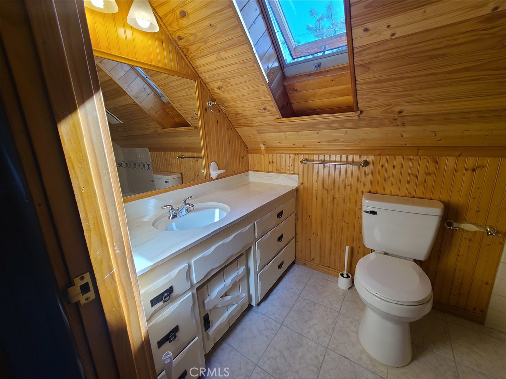 15325 Acacia Way Property Photo 20