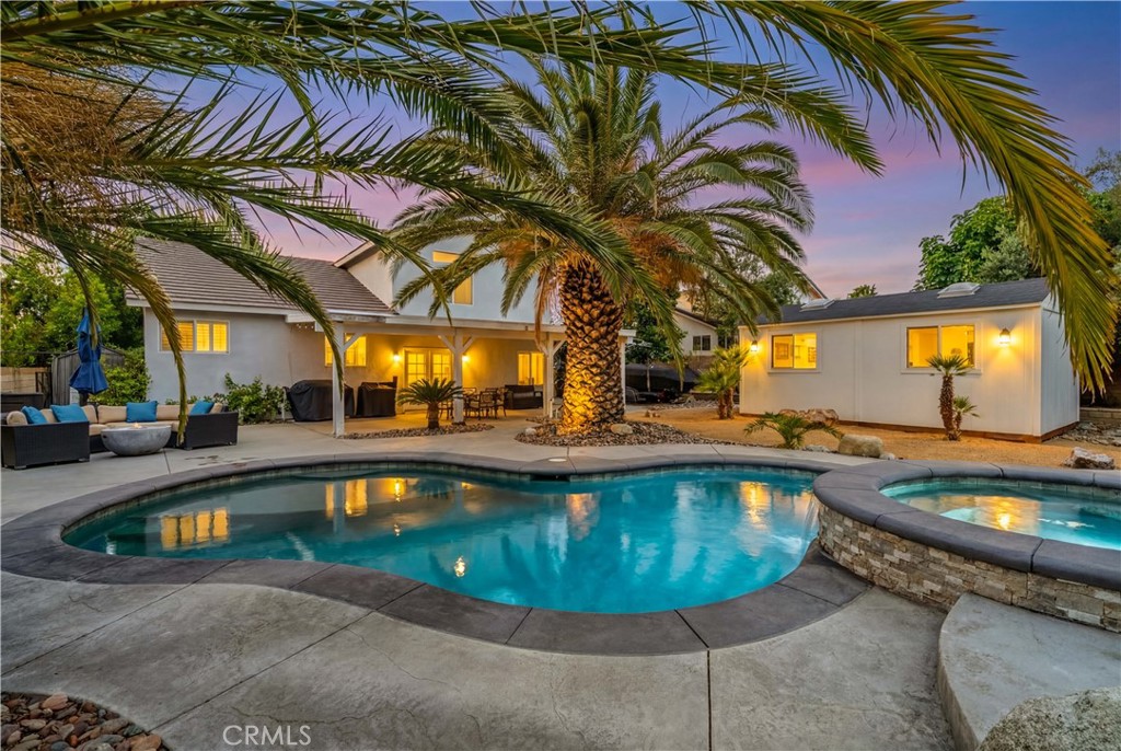 40829 Cobblestone Ct. Property Photo 3