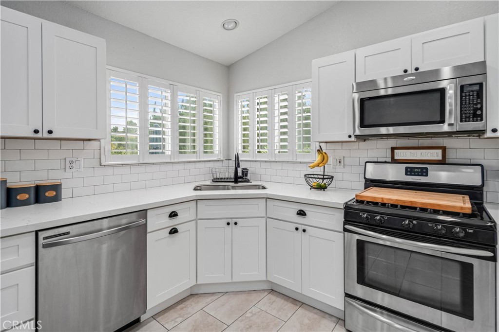 40829 Cobblestone Ct. Property Photo 17