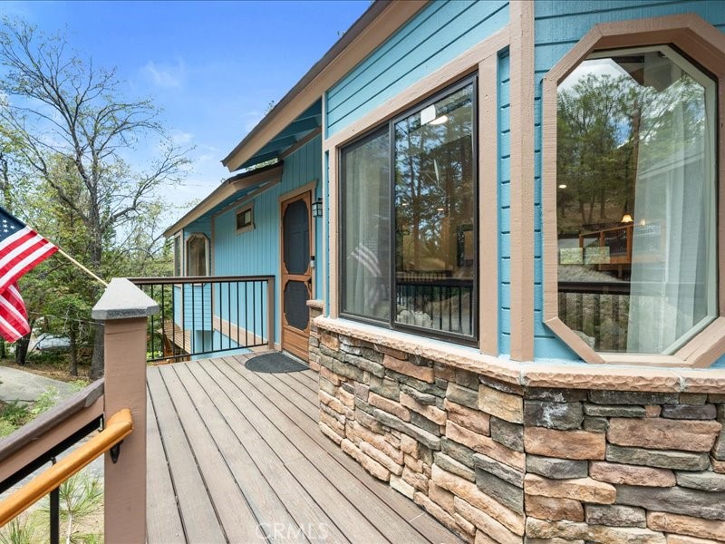 820 Villa Grove Property Photo 1