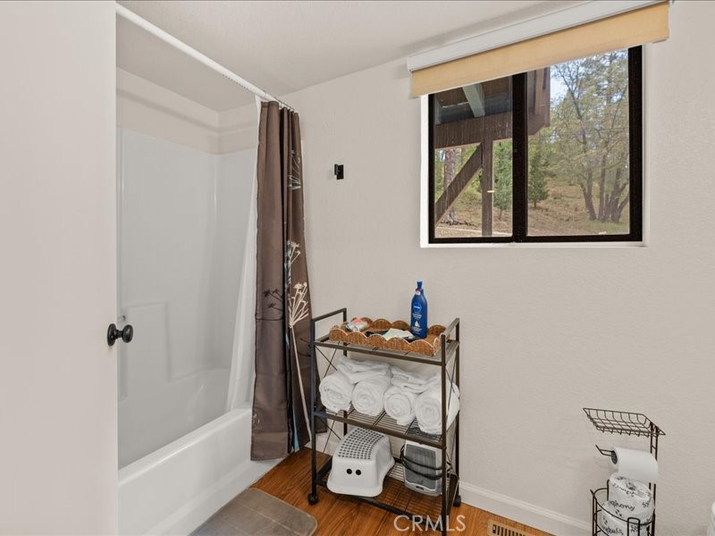 820 Villa Grove Property Photo 23