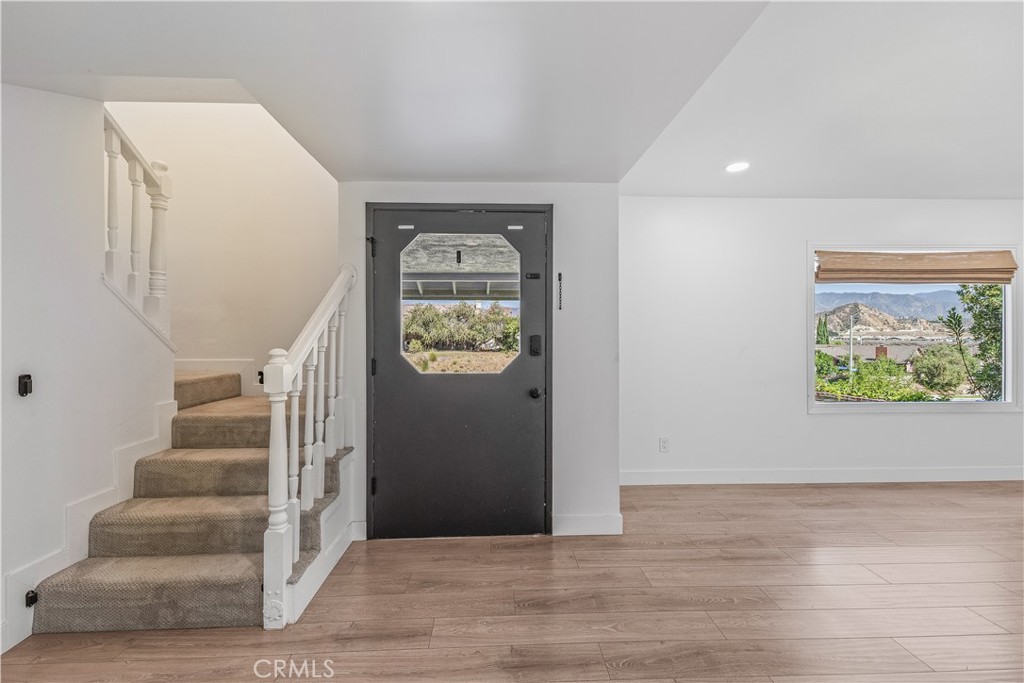 28019 Deep Creek Property Photo 2