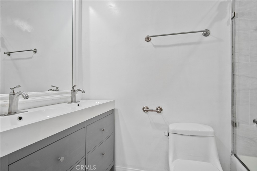 12955 Riverside Drive 102 Property Photo 23