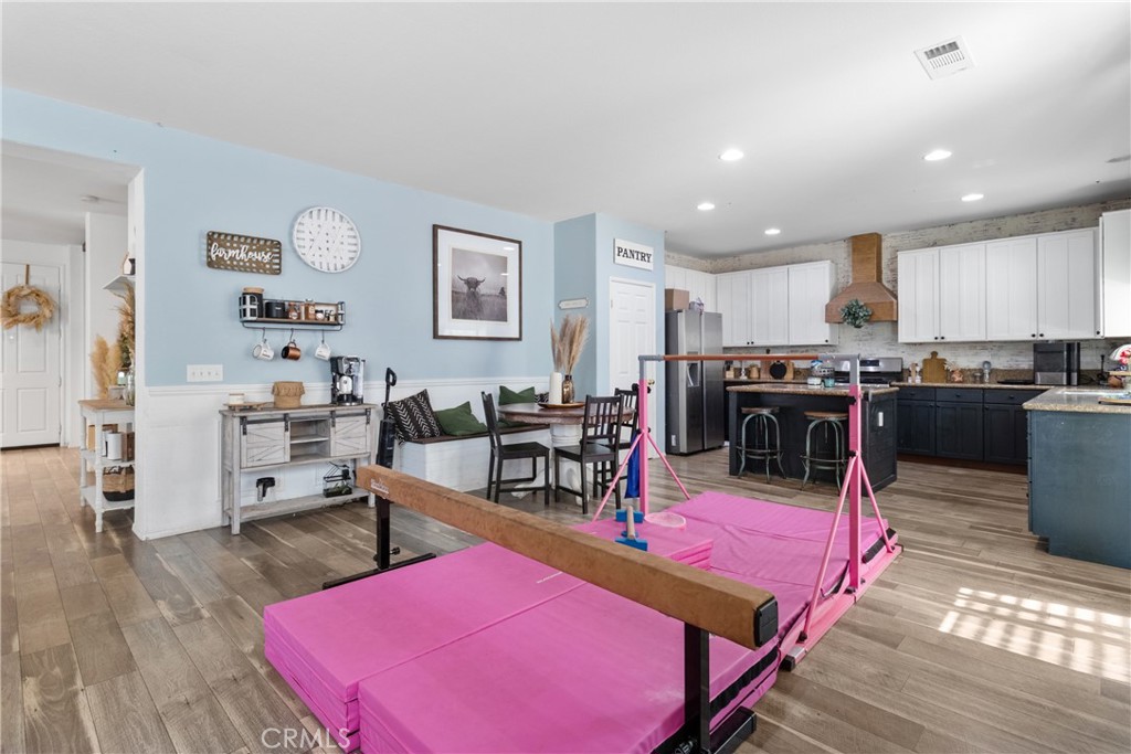 43245 Sunny Property Photo 16