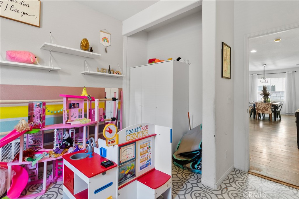 43245 Sunny Property Photo 35