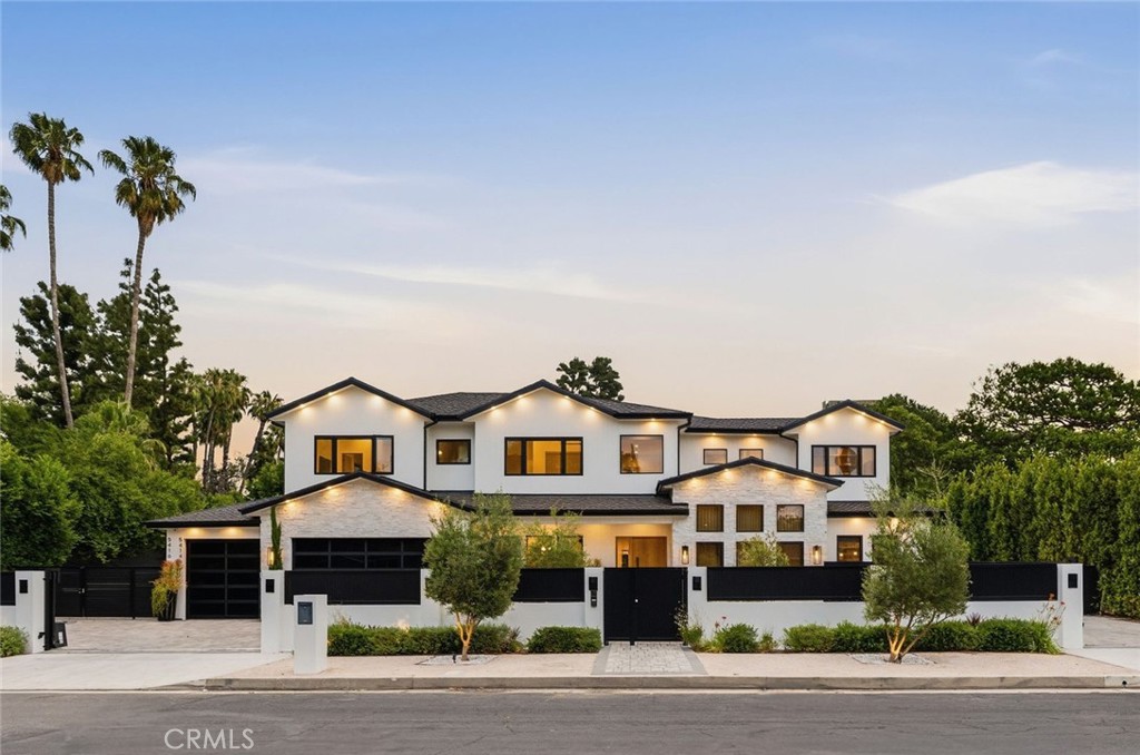 5414 Genesta Property Photo