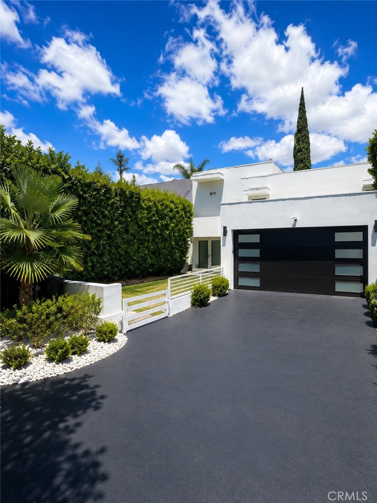 14721 Valley Vista Property Photo 4