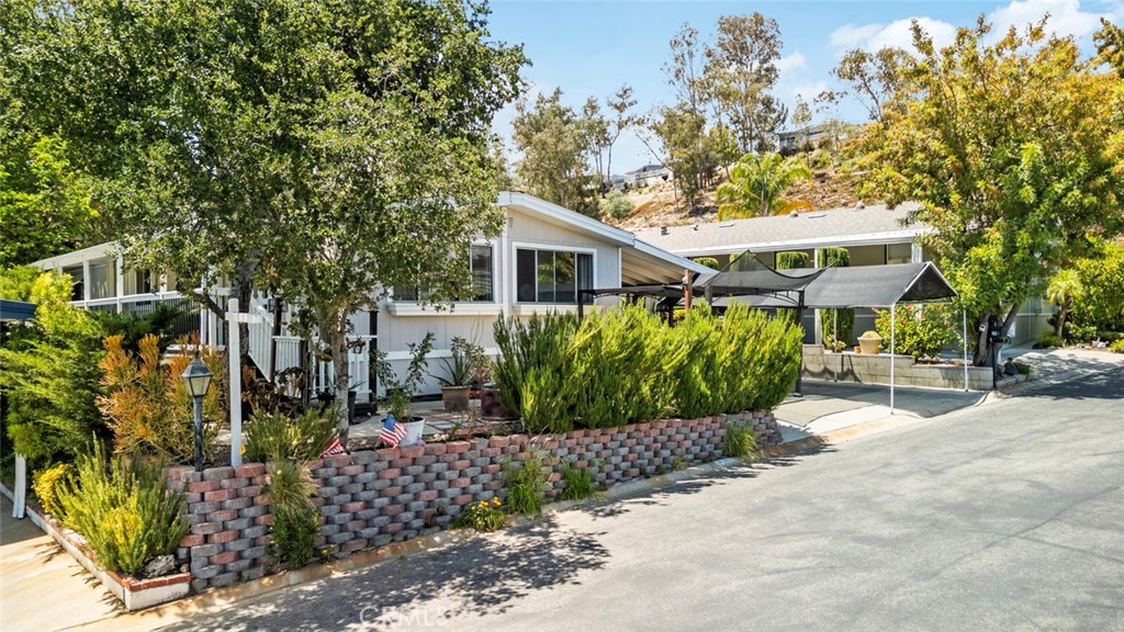 23777 Mulholland Hwy 203 Property Photo 1