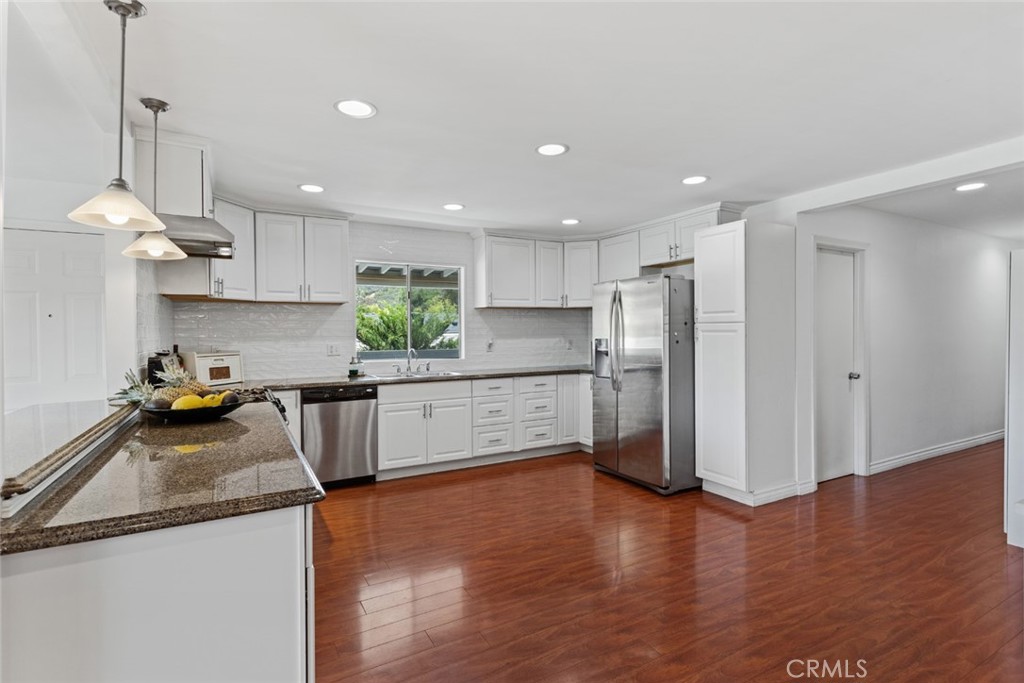 23777 Mulholland Hwy 203 Property Photo 13