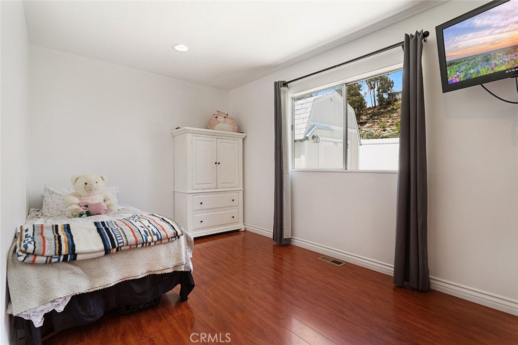 23777 Mulholland Hwy 203 Property Photo 20