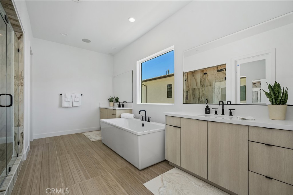 11091 Woodcrest Court Property Photo 35