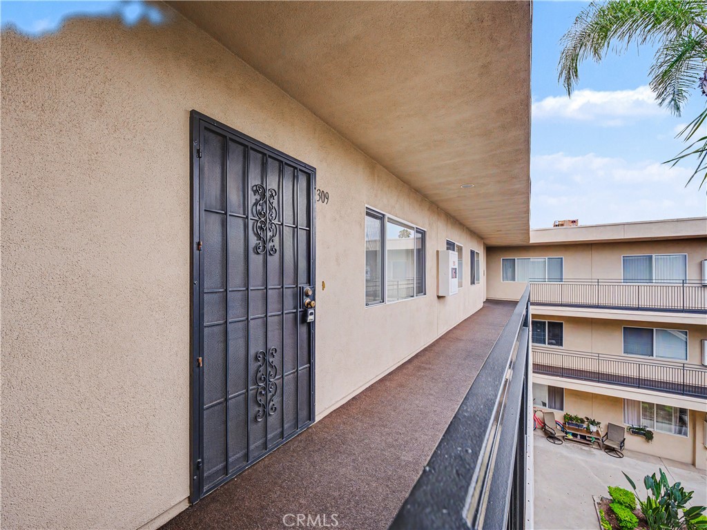 6342 Morse 309 Property Photo 41