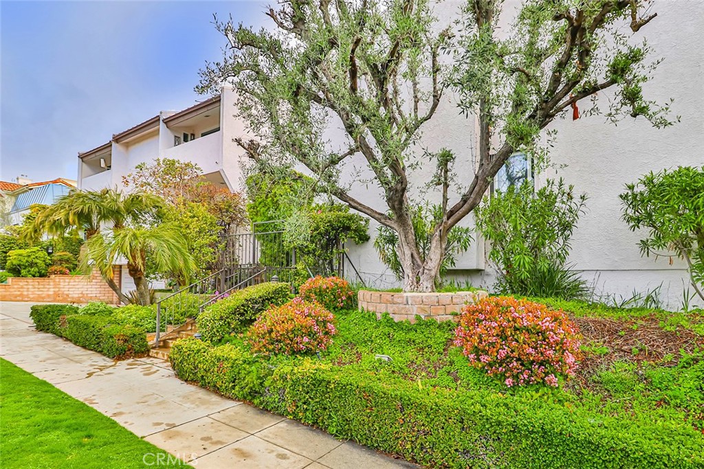 1115 19th Property Photo 1