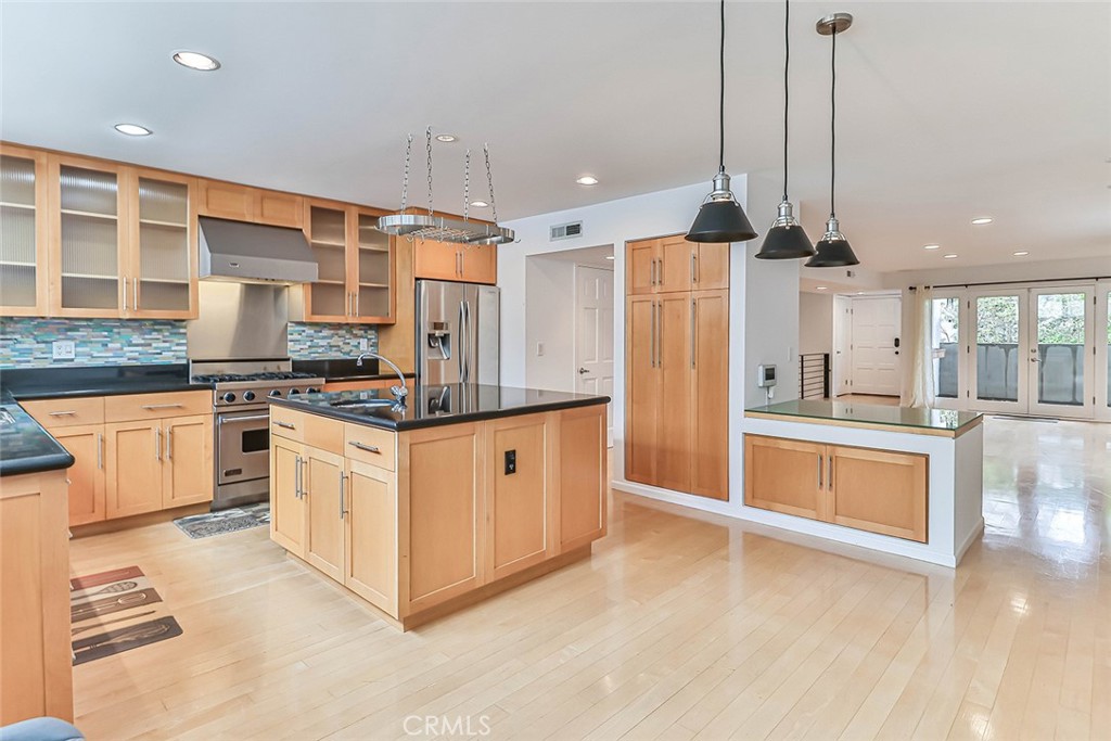 1115 19th Property Photo 14