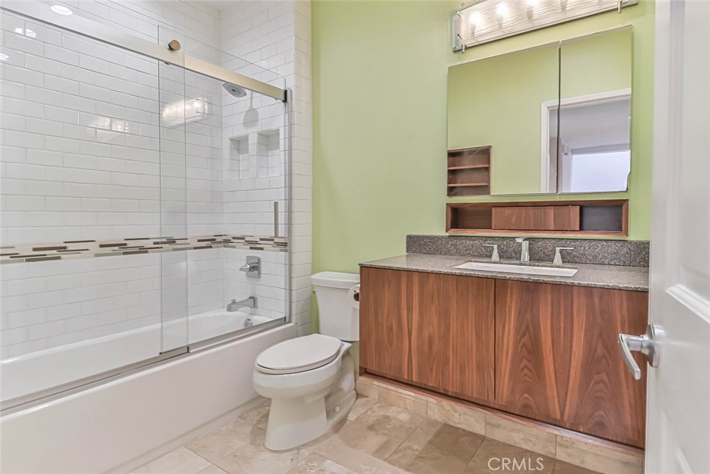 1115 19th Property Photo 34