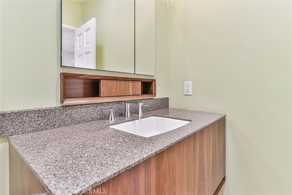 1115 19th Property Photo 35