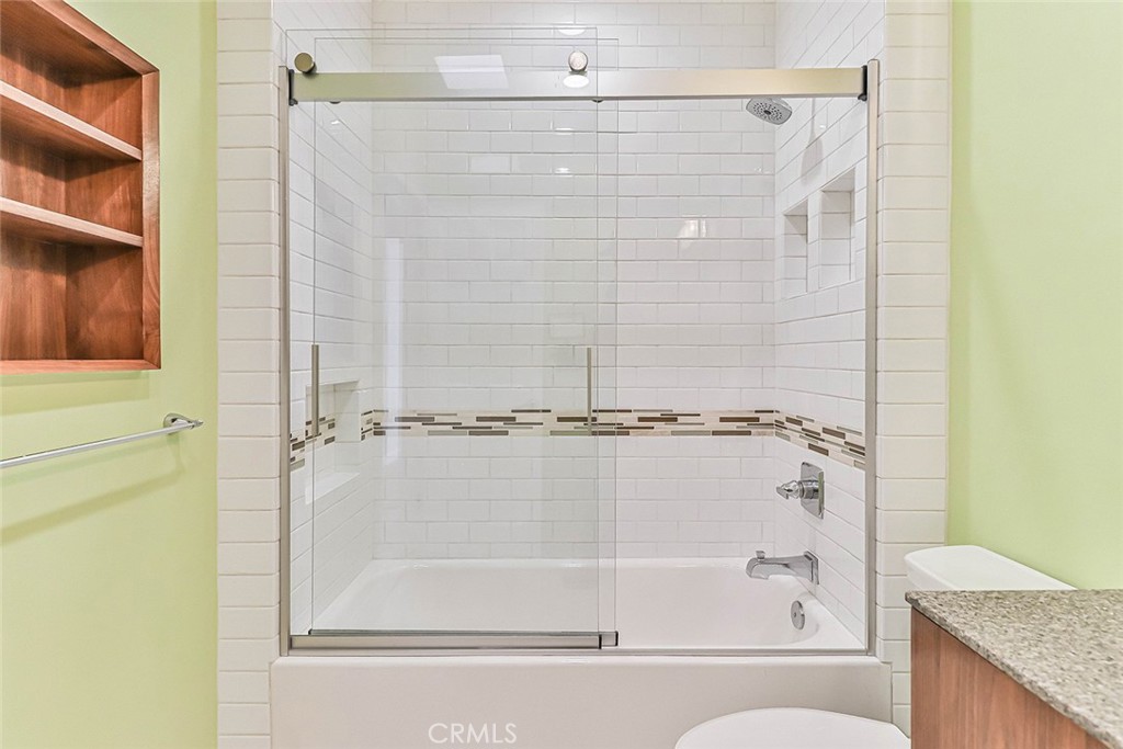 1115 19th Property Photo 36