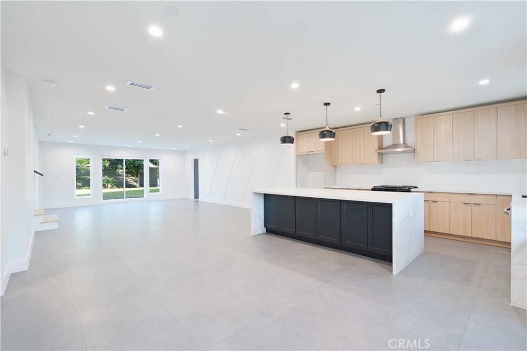 17406 Valerio Property Photo 2