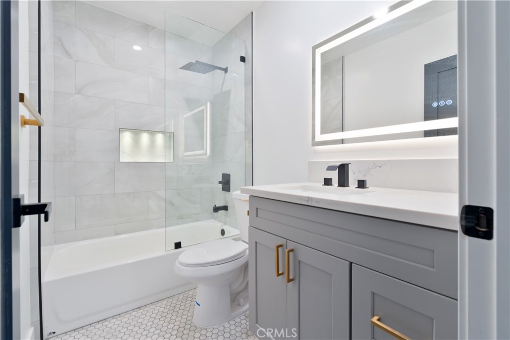 17406 Valerio Property Photo 12