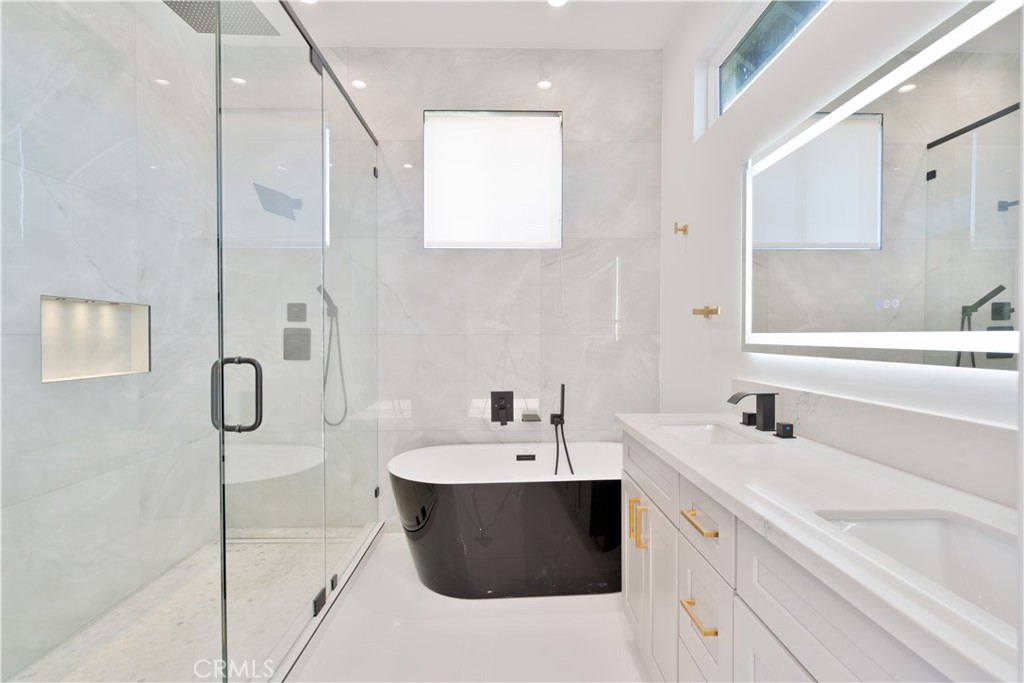 17406 Valerio Property Photo 30