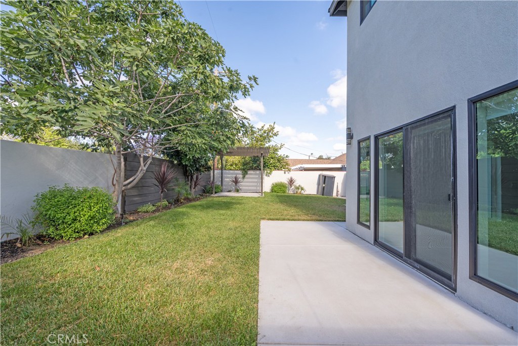17406 Valerio Property Photo 35