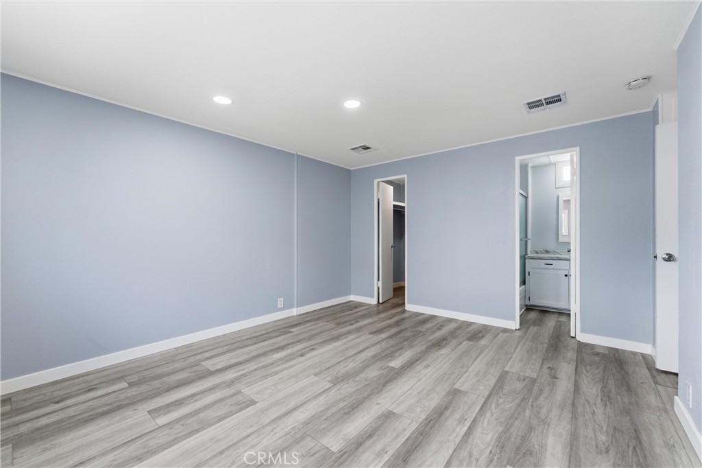3157 E I Avenue E2 Property Photo 8