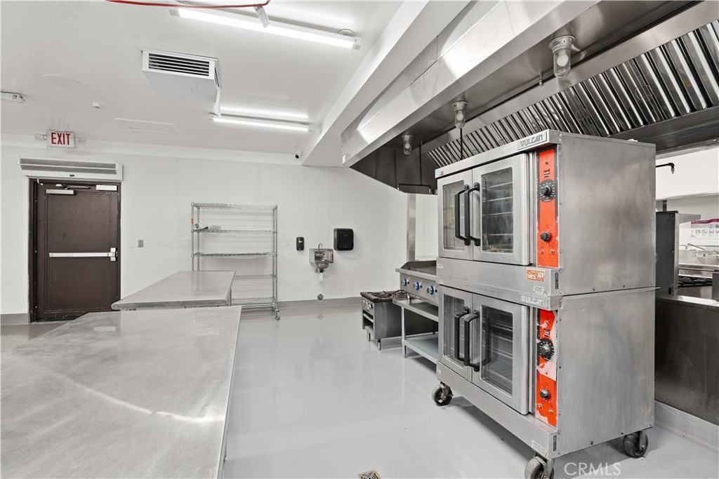 14071 Polk Street Property Photo 3