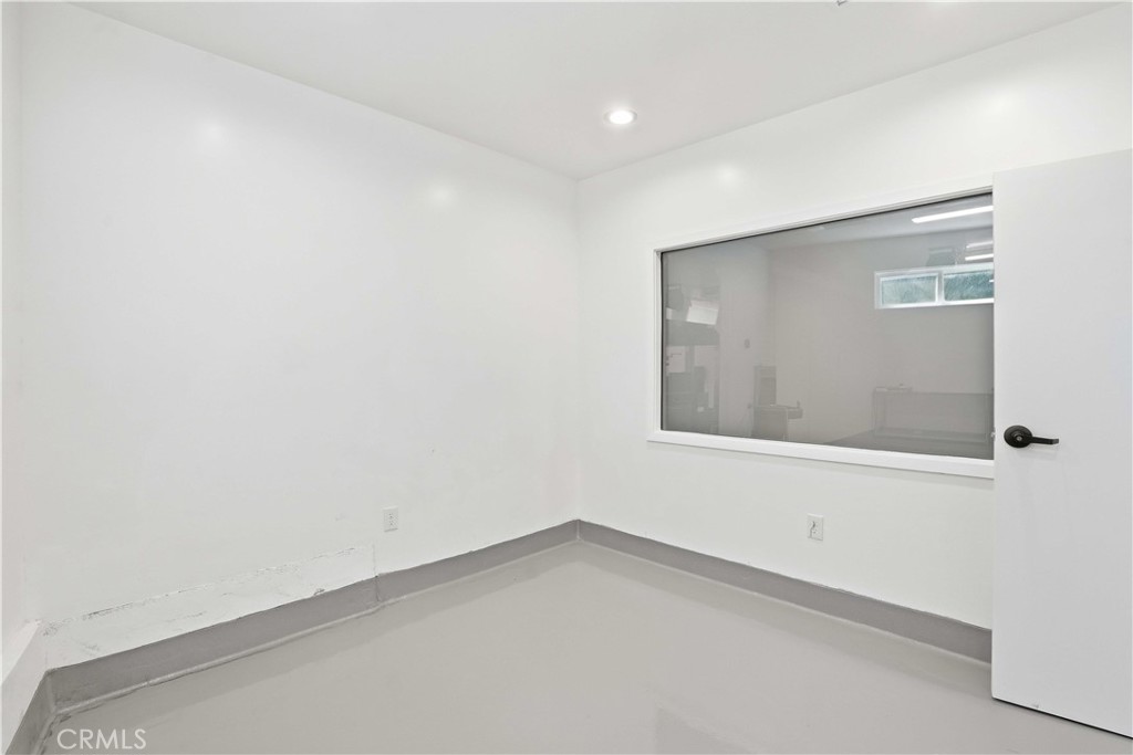 14071 Polk Street Property Photo 17