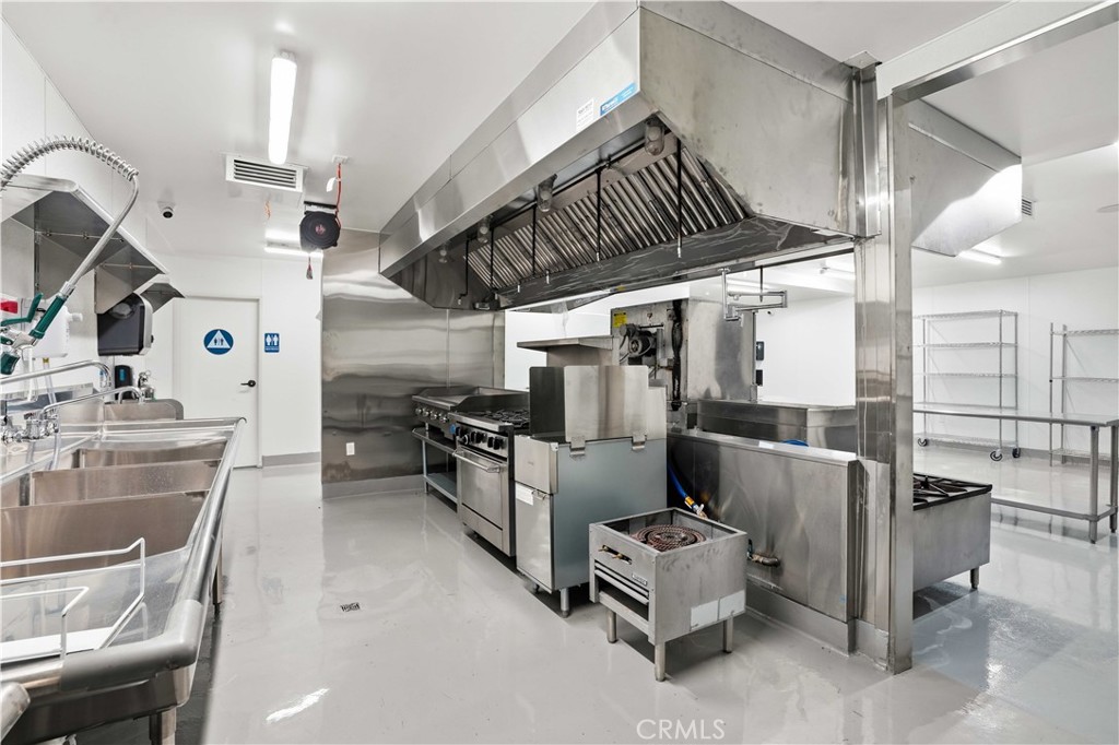 14071 Polk Street Property Photo 23