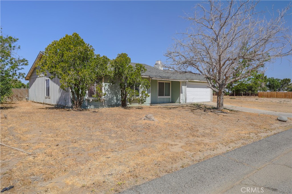 40991 179th E Property Photo 3