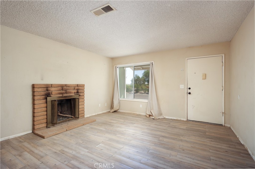 40991 179th E Property Photo 4