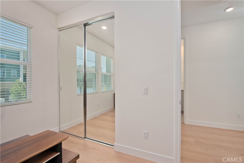 27022 Evening Sky Place Property Photo 18
