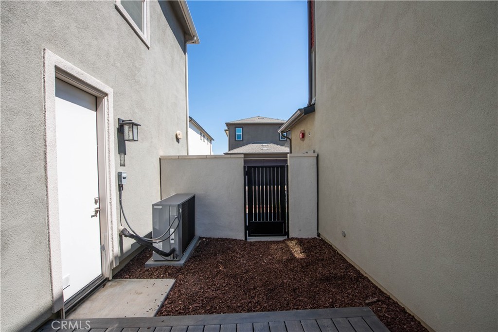 27022 Evening Sky Place Property Photo 26