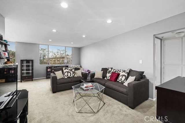 4501 Cedros Avenue 239 Property Photo 4