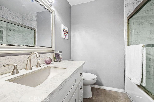 4501 Cedros Avenue 239 Property Photo 18