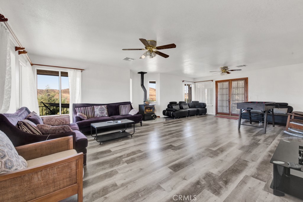 42804 Barnstead Drive Property Photo 4